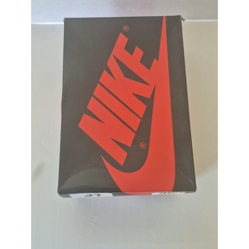 Size 7Y- Jordan 1 Retro OG GS High 575441-035